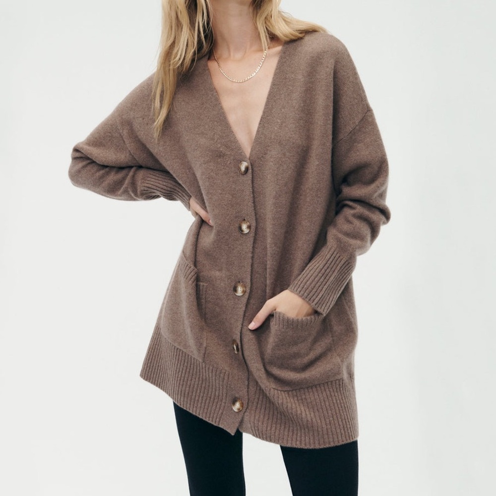 NAADAM Luxe Cashmere Grandpa Cardigan 100% Cashmere Long Sweater in Latte Brown
